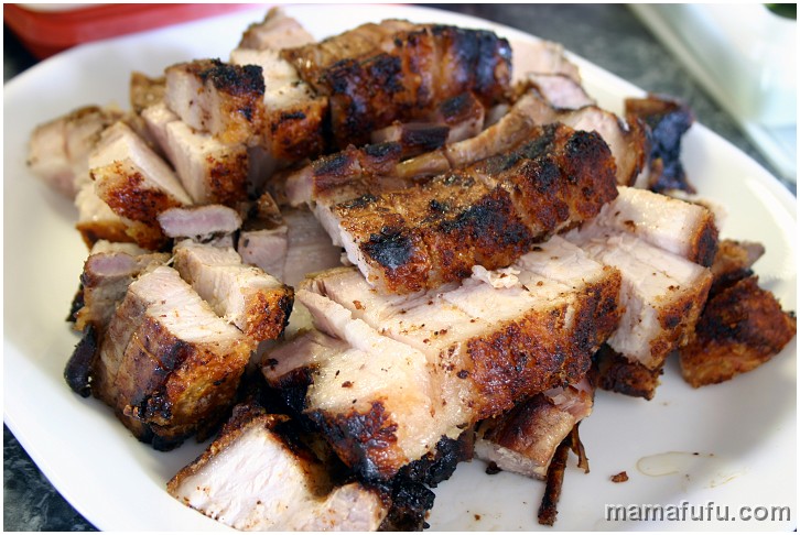 home made roasted pig after.JPG - home style roast pig, usa